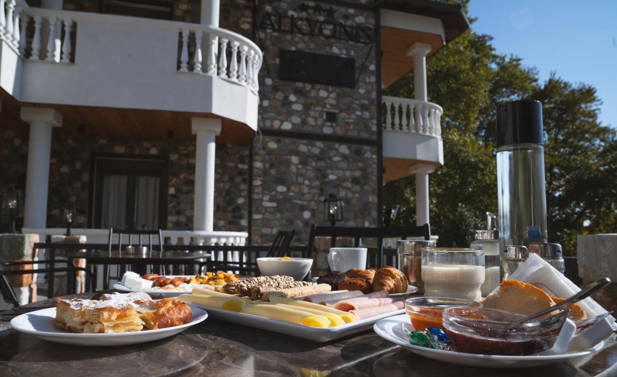Alkyonis Hotel & Spa Káto Loutrákion Exteriér fotografie